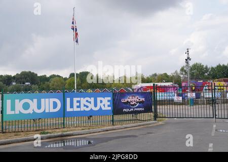 A Closed Liquid Leisure, près de Windsor, Berkshire. Le père affolé d'une fille qui est morte après avoir disparu au parc aquatique a parlé de son 'combat pour la vérité' sur ce qui aurait été son anniversaire de 12th ans. Kyra Hill avait des rêves de jouer au football pour l'équipe féminine de Manchester United avant la tragédie de Liquid Leisure, près de Windsor, Berkshire, on 6 août. Les services d'urgence ont été appelés au 3,55pm et Kyra a été retrouvée juste après 5,10pm et a été transportée d'urgence à l'hôpital de Wexham Park, où elle est décédée. Date de la photo: Jeudi 18 août 2022. Banque D'Images