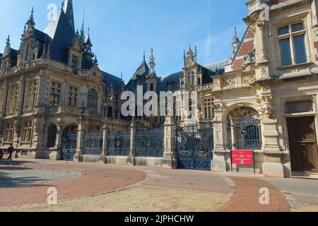 Image du Palais Bénédictine situé à Fécamp, France Banque D'Images