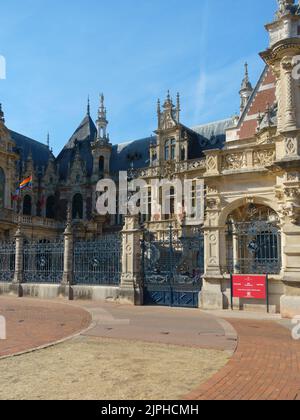 Image du Palais Bénédictine situé à Fécamp, France Banque D'Images