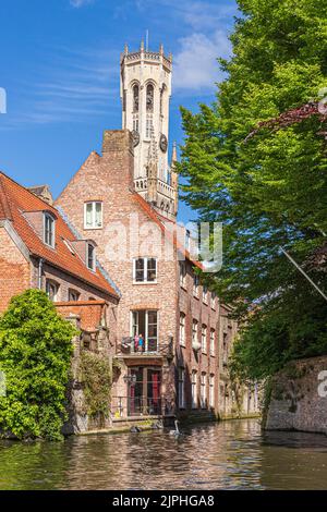 Architecture traditionnelle, notamment le beffroi (tour du Beffroi) à Bruges, en Belgique Banque D'Images