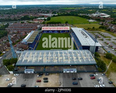 Boundary Park Aerial Drone from the Air, Oldham Athletic football Club Stadium Birds Eye View Banque D'Images