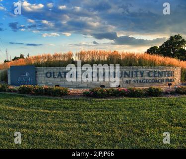 Olathe, Kansas - août 18 2022 - panneau du centre communautaire Olathe au coin de Kansas City Road et Ridgeview Banque D'Images