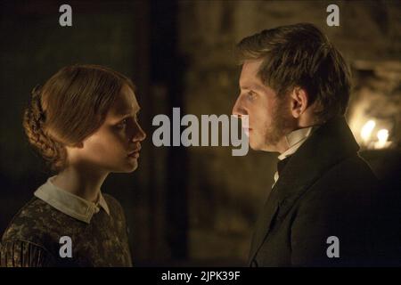 MIA WASIKOWSKA, JAMIE BELL, Jane Eyre, 2011 Banque D'Images