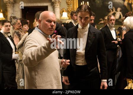 DECLAN DONNELLAN, Robert Pattinson, BEL AMI, 2011 Banque D'Images