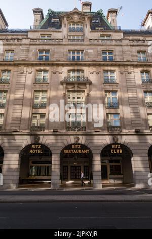 Vue sur le Ritz Hotel de Londres Banque D'Images