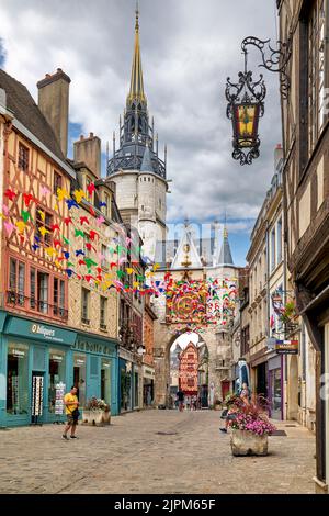 Auxerre Bourgogne France. L'horloge astronomique Banque D'Images