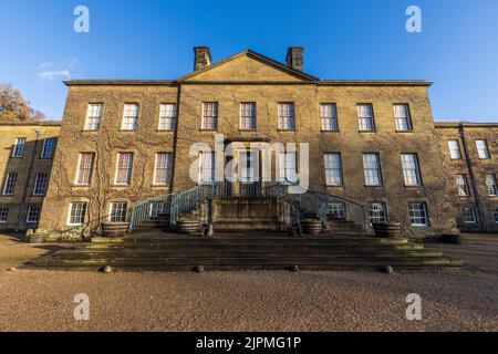 Erddig maison de campagne dans le soleil d'hiver, Wrexham, au nord du pays de Galles Banque D'Images