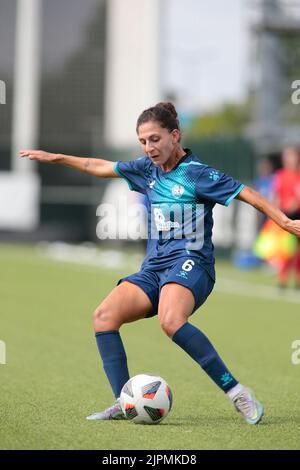 Vinovo, Italie. 18th août 2022. Shahar Nakav de fc qiryat pendant le match Tallin FC Flora et FC qiryat lors du premier tour de qualification de la Ligue des champions de l'UEFA Womenâ&#X80;&#x99;s sur 18 août 2022 au terrain d'entraînement de Juventus, Turin, Italie. Photo Nderim Kaceli crédit: Agence de photo indépendante/Alamy Live News Banque D'Images