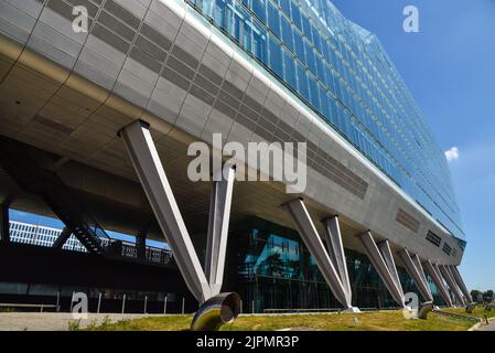 Amsterdam, pays-Bas. Août 2022. Architecture moderne à Amsterdam, dans l'axe du Sud. Photo de haute qualité Banque D'Images