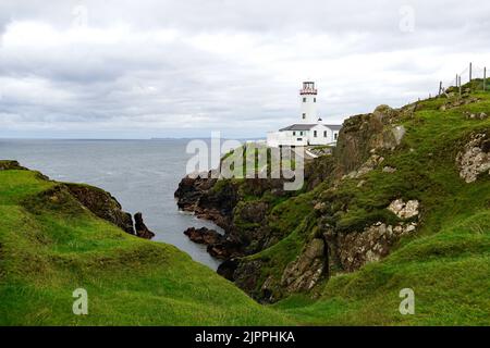 Péninsule de Fanad Head avec phare de Fanad Head le long de Wild Atlantic Way. Comté de Donegal, Irlande Banque D'Images