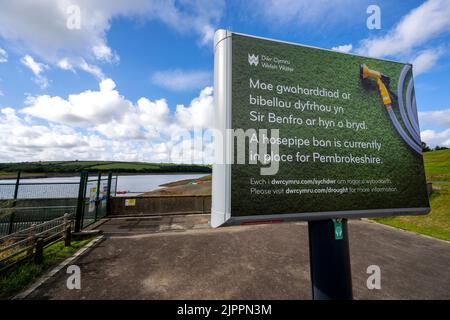 Sécheresse déclarée dans certaines parties du centre et du sud du pays de Galles alors que l'interdiction de l'hospe de Pembrokeshire entre en vigueur.le réservoir de Llys y Fran est illustré. Banque D'Images