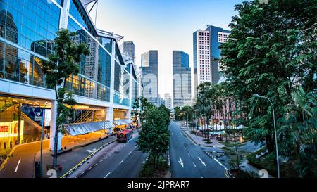 Suntec vue sur la ville depuis Tamasek Boulevard, Singapour. Banque D'Images