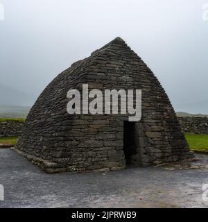 Une vue rapprochée de l'église en pierre du début-Chrisitian Gallarus Oratoire dans le comté de Kerry en Irlande de l'Ouest Banque D'Images