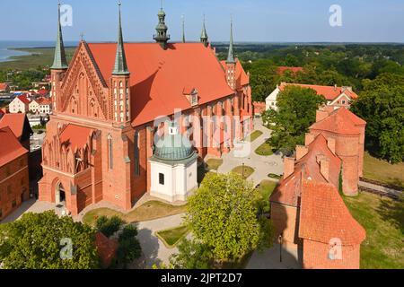 Le complexe de la cathédrale de Frombork, un musée historique des bâtiments médiévaux. Musée Nicolaus Copernic. Pologne Banque D'Images