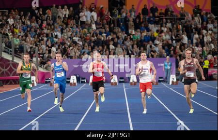 Charl du toit, Alexander Thomson, Rhys Jones, Shaun Burrows et Zachary Gingras en compétition pour la finale masculine du T37/38 100m aux Jeux du Commonwealth à Banque D'Images