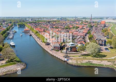 Antenne de la ville de Medemblik à l'Ijsselmeer aux pays-Bas Banque D'Images