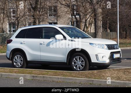 Suzuki Vitara SUV (est une multinationale japonaise dont le siège est à Minami-ku, Hamamatsu, Japon), Budapest, Hongrie, Magyarország, Europe Banque D'Images