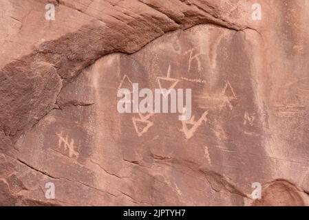 Glyphes de cowboy (inscriptions), Anderson Bottom, Parc national des Canyonlands, Utah. Banque D'Images