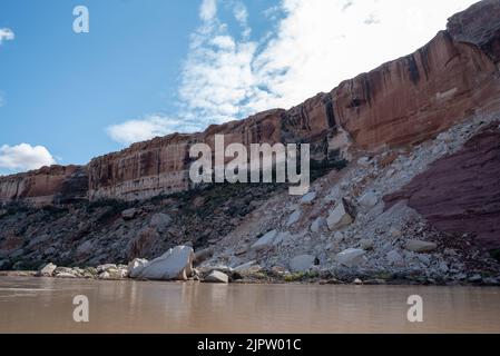 Toboggan sur la rivière Green, parc national de Canyonlands, Utah. Banque D'Images