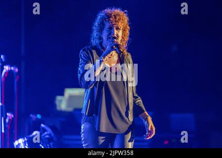 Syracuse, Italie. 19th août 2022. Fiorella Mannoia se interprétant et chantant sur scène pendant LA FIORELLA MANNOIA - LA VersiONE DI FIORELLA TOUR ESTATE, concert de musique de chanteur italien à Syracuse, Italie, 19 août 2022 Credit: Agence de photo indépendante/Alamy Live News Banque D'Images