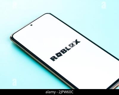 Bangal Ouest, Inde - 20 avril 2022 : image de stock d'écran de téléphone de Roblox. Banque D'Images