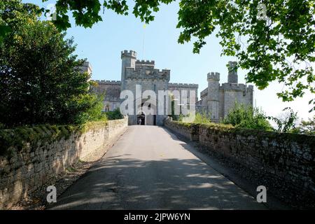 Le château de Powderham est un manoir fortifié situé près d'Exminster, Devon Banque D'Images