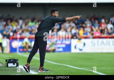 Kevin Betsy, directeur de Crawley, lors du match EFL League Two entre Crawley Town et AFC Wimbledon au Broadfield Stadium , Crawley , Royaume-Uni - 20th août 2022 usage éditorial uniquement. Pas de merchandising. Pour les images de football, les restrictions FA et Premier League s'appliquent inc. Aucune utilisation Internet/mobile sans licence FAPL - pour plus de détails, contactez football Dataco Banque D'Images