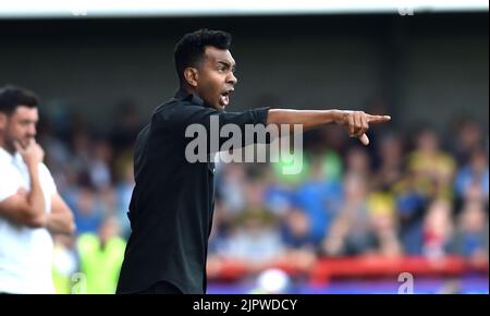 Kevin Betsy, directeur de Crawley, lors du match EFL League Two entre Crawley Town et AFC Wimbledon au Broadfield Stadium , Crawley , Royaume-Uni - 20th août 2022 usage éditorial uniquement. Pas de merchandising. Pour les images de football, les restrictions FA et Premier League s'appliquent inc. Aucune utilisation Internet/mobile sans licence FAPL - pour plus de détails, contactez football Dataco Banque D'Images