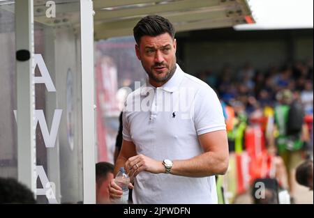 Johnnie Jackson, responsable d'AFC Wimbledon, lors du match EFL League Two entre Crawley Town et AFC Wimbledon au Broadfield Stadium , Crawley , Royaume-Uni - 20th août 2022 usage éditorial uniquement. Pas de merchandising. Pour les images de football, les restrictions FA et Premier League s'appliquent inc. Aucune utilisation Internet/mobile sans licence FAPL - pour plus de détails, contactez football Dataco Banque D'Images
