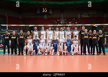 Cuneo, Cuneo, Italie, 20 août 2022, Team Italie lors du tournoi de test DHL - Italie contre Japon - Volleyball intenationals Banque D'Images