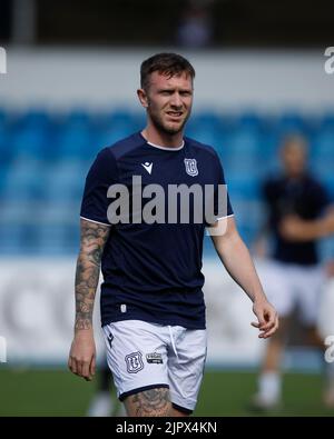 Greenock, Écosse, Royaume-Uni. 20th août 2022; Cappielow Park, Greenock, Écosse: Scottish League Championship football, Greenock Morton versus Dundee ; Jordan McGhee of Dundee pendant l'échauffement avant le match crédit: Action plus Sports Images/Alay Live News Banque D'Images