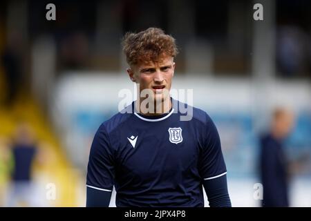 Greenock, Écosse, Royaume-Uni. 20th août 2022; Cappielow Park, Greenock, Écosse: Scottish League Championship football, Greenock Morton versus Dundee ; Ben Williamson de Dundee pendant l'échauffement avant le match crédit: Action plus Sports Images/Alay Live News Banque D'Images