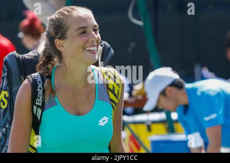 20/08/2022 - VANCOUVER (C.-B.) - AOÛT 20: Demi-finales: Lucia Bronzetti d'Italie (vert) def Rebecca Peterson de Suède (rose) pendant le huitième jour de 2022 Odlum Brown VanOpen au Hollyburn Country Club on 20 août 2022, à West Vancouver (Colombie-Britannique), Canada.(photo de Clélio Tomaz/Pximages Banque D'Images