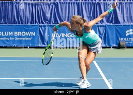 20/08/2022 - VANCOUVER (C.-B.) - AOÛT 20: Demi-finales: Lucia Bronzetti d'Italie (vert) def Rebecca Peterson de Suède (rose) pendant le huitième jour de 2022 Odlum Brown VanOpen au Hollyburn Country Club on 20 août 2022, à West Vancouver (Colombie-Britannique), Canada.(photo de Clélio Tomaz/Pximages Banque D'Images