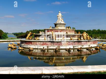 Le château de Versailles. Paris France. Les jardins. Fontaine d'Apollon Banque D'Images