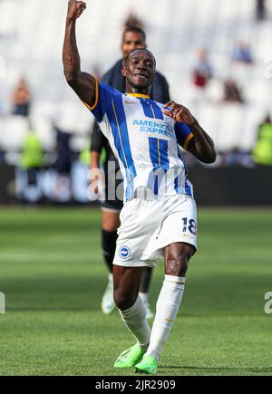 Londres, Angleterre, le 21st août 2022. Danny Welbeck de Brighton et Hove Albion fête après le match de la Premier League au London Stadium, Londres. Le crédit d'image devrait se lire: Kieran Cleeves / Sportimage Banque D'Images