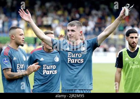 WAALWIJK - les joueurs de Feyenoord applaudissent aux supporters après le match néerlandais Eredivisie entre le RKC Waalwijk et le Feyenoord Rotterdam au stade des Mandemakers à 21 août 2022, à Waalwijk, aux pays-Bas. PNA JEROEN PUTMANS Banque D'Images