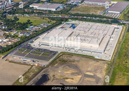 Vue aérienne, l'entrepôt central d'Edeka Oberhausen ainsi que le parc logistique de SEGRO Oberhausen et le centre logistique de Lekkerland Oberhausen dans l'industrie Banque D'Images