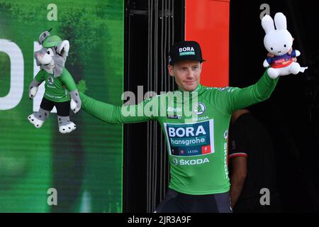 Breda, pays-Bas, 21/08/2022, l'irlandais Sam Bennett de Bora-Hansgrohe photographié sur le podium après la phase 3 de l'édition 2022 de 'Vuelta a Espana', Tour d'Espagne, 193,5 km de Breda à Breda aux pays-Bas, dimanche 21 août 2022. BELGA PHOTO LUC CLAESSEN Banque D'Images