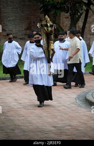 Procession religieuse, fort Santiago, Manille, Luzon, Philippines. Banque D'Images