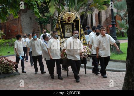 Procession religieuse, fort Santiago, Manille, Luzon, Philippines. Banque D'Images