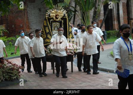 Procession religieuse, fort Santiago, Manille, Luzon, Philippines. Banque D'Images