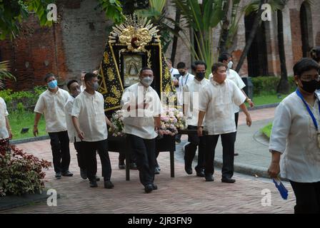 Procession religieuse, fort Santiago, Manille, Luzon, Philippines. Banque D'Images