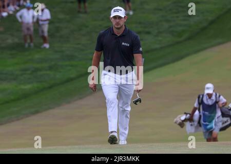 Wilmington, DE, États-Unis. 21st août 2022. Le golfeur PATRICK CANTLAY se promènait au vert 18th pendant le championnat BMW dimanche 21 août 2022, au Wilmington Country Club à Wilmington, Delaware. (Image de crédit : © Saquan Stimpson/ZUMA Press Wire) Banque D'Images