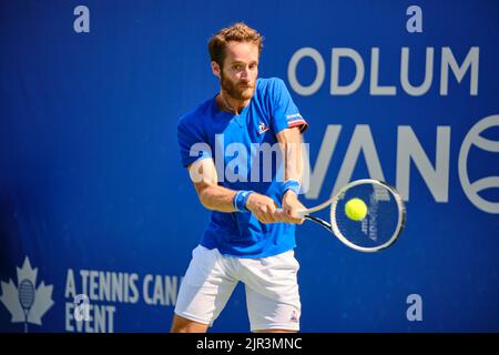 West Vancouver, Canada, le 21st août 2022 : constant Lestienne (FRA) a battu Arthur Rinderknech (FRA) 6-0, 4-6, 6-3 au match final des célibataires Odlum Brown VanOpen Mens au Hollyburn Country Club de West Vancouver, Canada. Crédit : Joe ng/Alay Live News Banque D'Images