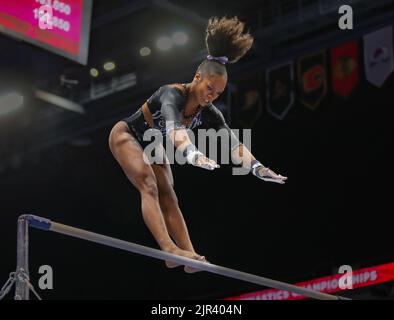 Tampa, Floride. ÉTATS-UNIS, 21 août 2022 : lors de la finale des championnats de gymnastique américains 2022 à l'Amalie Arena de Tampa, en Floride. Kyle Okita/CSM Banque D'Images