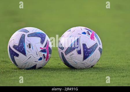 Stade Carlo Castellani, Empoli, Italie, 21 août 2022, Puma Balls officiel Serie A 2022/2023 pendant Empoli FC vs ACF Fiorentina - football italien Banque D'Images