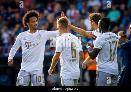 Torjubel: Leroy Sane (Muenchen), Joshua Kimmich (Muenchen), Thomas Mueller (Muenchen), Sadio Mane (Muenchen) VfL Bochum - FC München Bayern 21.08.2022 Banque D'Images