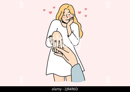 Une jeune femme heureuse avec un anneau sur le doigt est engagée. Homme tenant main d'amant femelle faire proposition de mariage. Ove et la relation. Illustration vectorielle. Illustration de Vecteur