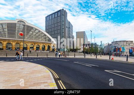 Lime Street et la Lime StreetTrain Station à Liverpool - la route et la région ont été en réparation et sont maintenant terminées Banque D'Images